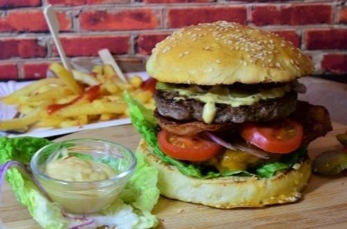 Компания Burger King приостанавливает корпоративную поддержку рынка России Компания Burger King приостанавливает корпоративную поддержку рынка России