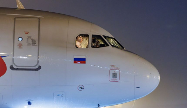 Самолет «Уральских авиалиний» вынужденно сел в Астрахани из-за дыма в багажном отсеке Самолет «Уральских авиалиний» вынужденно сел в Астрахани из-за дыма в багажном отсеке