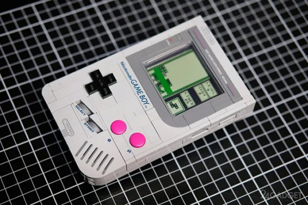 Моддер из Австралии превратила Lego Game Boy в работающую консоль (7 фото) Моддер из Австралии превратила Lego Game Boy в работающую консоль (7 фото)