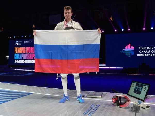 Использовал шанс: на чемпионате мира Павел Граудынь вернул России золотую саблю после проигрыша Яны Егорян