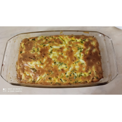 Рецепт: Ленивый пирог с яйцом и зеленым луком - и сыром