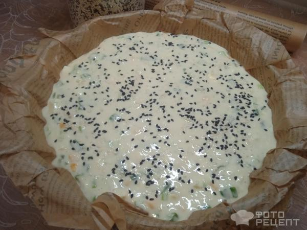 Рецепт: Ленивый пирог с яйцом и зеленым луком - и сыром