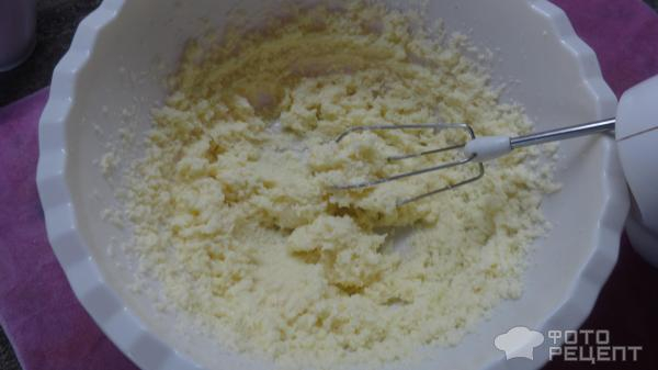 Рецепт: Кекс с начинкой из клюквенного желе - Простые и очень вкусные.