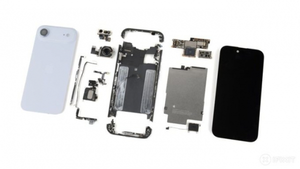 iFixit показала внутреннее устройство сверхтонкого iPhone Air и высоко оценила его ремонтопригодность (2 фото + видео) iFixit показала внутреннее устройство сверхтонкого iPhone Air и высоко оценила его ремонтопригодность (2 фото + видео)